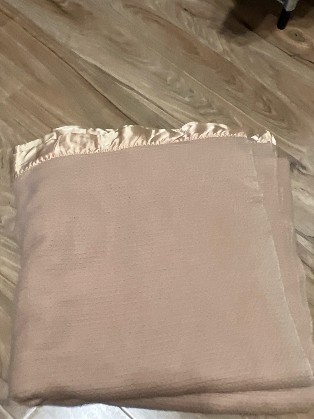 Vintage Chatham Waffle Weave Blanket Thermal Satin Trim Tan 84”X 88” Full/Queen